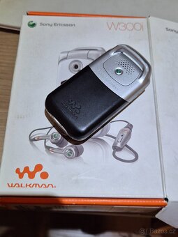 Sony Ericsson W300 komplet baleni - 2