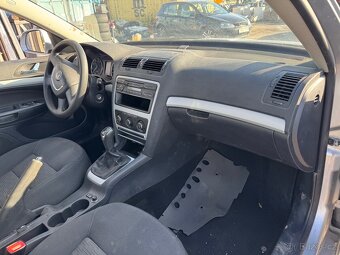 Škoda Octavia Tsi veškeré ND barva 9158 - 2