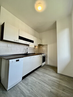 Pronájem bytu 1+1, Bajkalská, Poruba-sever, 8900 Kč/měs, 36 - 2