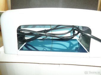UV lampa na nehty - 2