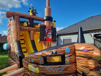 Půjčím PROFI skákací hrad Pirátská loď - 2