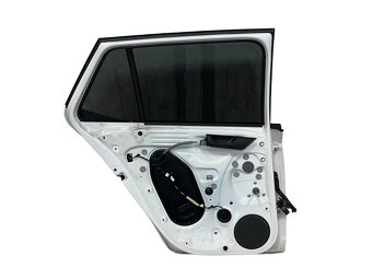 Levé zadní dveře bílá barva LF9E Škoda Fabia 3 hatchback 18 - 2