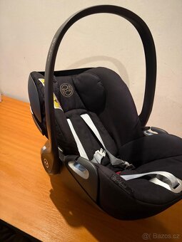Prodám autosedačku Cybex CLOUD Z I-SIZE Deep Black/black - 2