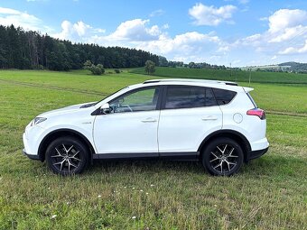 Toyota Rav4, 2,5 hybrid, 4x4, ČR, 1/2017, 88 460km, DPH - 2