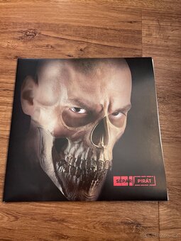 Rigor mortiz, Separ vinyly - 2