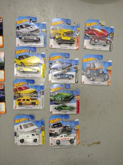 Matchbox, HotWheels - 2