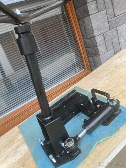 Hydraulické řízení na TV 824S/TV826S/ - 2