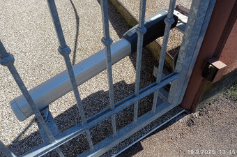 Prodám vjezdová vrata - 2