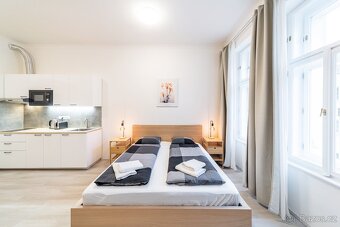 Útulný byt 1kk v centru Prahy — s flexibilními podmínkami - 2