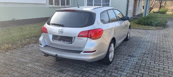 Opel Astra J Sports Tourer 1.4i 103Kw mod.2012 92 000km - 2