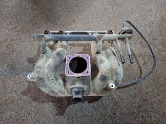 Sání včetně palivové lišty Škoda Felicia 1.3mpi - 2