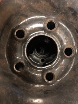 Zimní komplety 185/60/R15 - 2