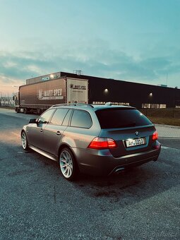 BMW 530D LCI M Paket Manual - 2