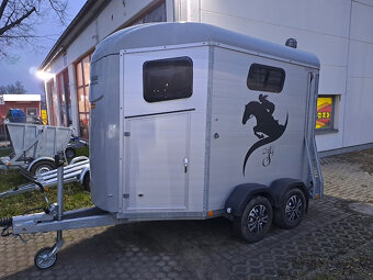 Prodám celohliníkový přívěs - přepravník na 2 koně Böckmann - 2