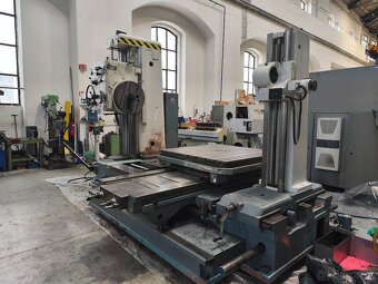 TOS Varnsdorf W 100 A - Stolová vyvrtávačka - 2