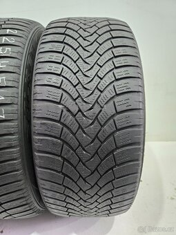 Zimní pneu 225/45/17 Falken - 2
