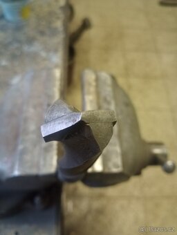 Tvrdokovový vrták - 2