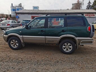 Nissan Terrano - 2