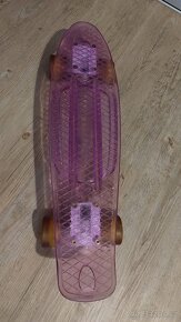 Pennyboard Worker, fialový - 2