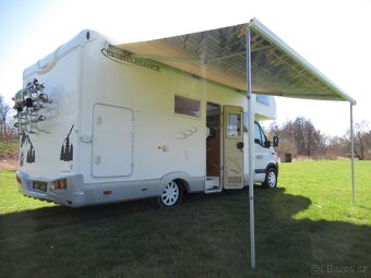 Renault JOINT 3.0 DCi, 6 míst, Klima, Solar, Kamera, Nosič - 2