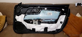 Ford Mustang MK6 VI 2015 - 2021 přední levý panel dveří - 2