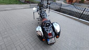 Harley Davidson v-rod - 2