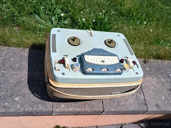 Přenosný kotoučový magnetofon Tesla - 2