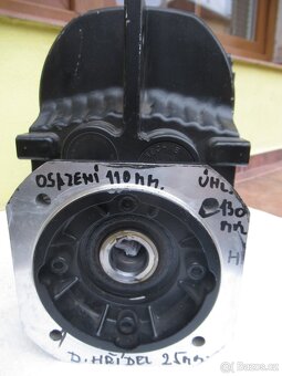 SEW-NOVÁ čelní elektropřevodovka 400V.0,12kw.19ot.min. - 2