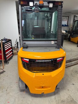 ✳️ Výprodej VZV Jungheinrich DFG 435s r.v 2019+pozicionér ✳️ - 2