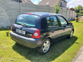 Renault Clio 1,461 cm3 - 2