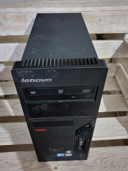 Lenovo s E8400 (socket 775 ), 4gb ddr3, Windows 7 - 2