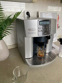 DeLonghi ESAM 3500 Magnifica - 2