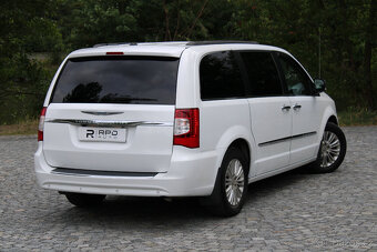 Chrysler Town & Country 3.6L V6 / LPG / 7MÍST / 211kW - 2