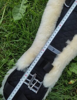 Drezurní podbřišník s pravým beránkem - 2