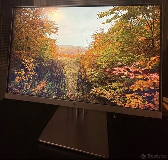 HP E243i – 24” IPS monitor 1920×1200, výškově nastavitelný - 2