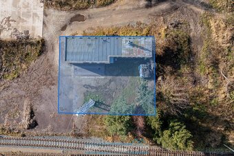 Prodej komerčního objektu v průmyslové zóně, v obci Šumná u  - 2