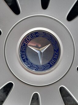 ORIG. POKLICE MERCEDES 15", POUZE 2 KS, Č. A2464010024 - 2