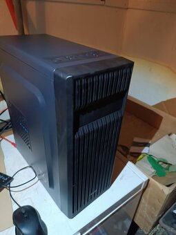 počítač AMD Ryzen 5 1600+16GB DDR4+RX570 8GB - 2