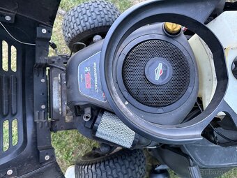 Zahradní traktor husqvarna - 2