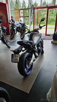 Yamaha MT-09 SP, r.v. 2023 - zánovní stav - 2