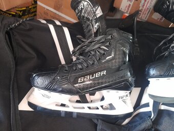 Bauer Supreme Mach.Velikost 7 fit1 SR. - 2