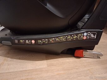 Autosedačka Britax dualfix M i-SIZE otočná - 2
