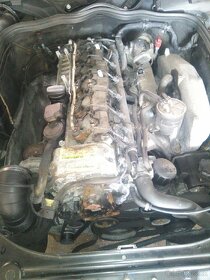 Mercedes E w211 combi 320cdi veškeré ND - 2