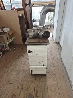 Prodám malý sporák - 2