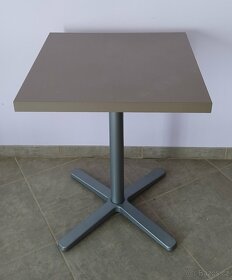 Stůl do kavárny, cukrárny - 2