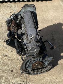 Motor Nissan / Renault  F9A 1.9dCi - 2