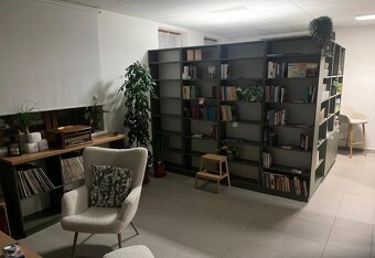 Prodám knihovnu - 2