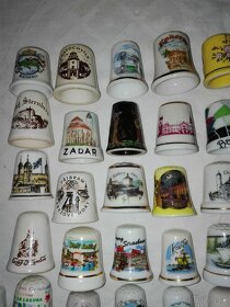 Kolekce porcelánových náprstků s obrázky 99 ks - 2