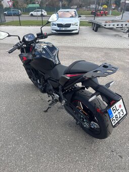 Kawasaki Z650 2023 - stav nové moto - 2