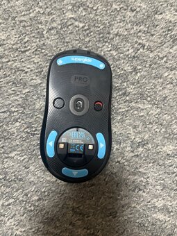 Logitech G Pro Wireless - 2